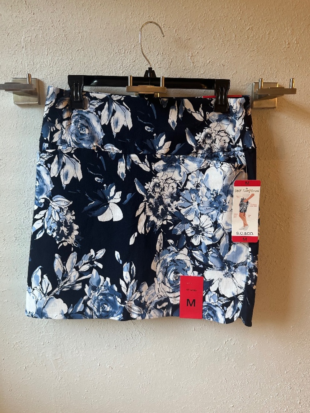 blue floral print skort